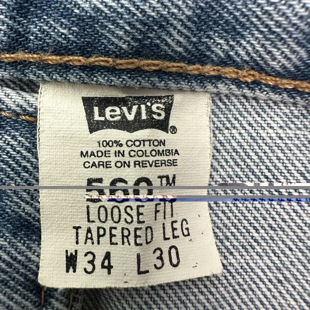 VTG Levi's 560 Loose taper Jeans Men's 34x32 Light Blue Denim Baggy Y2K Colombia
